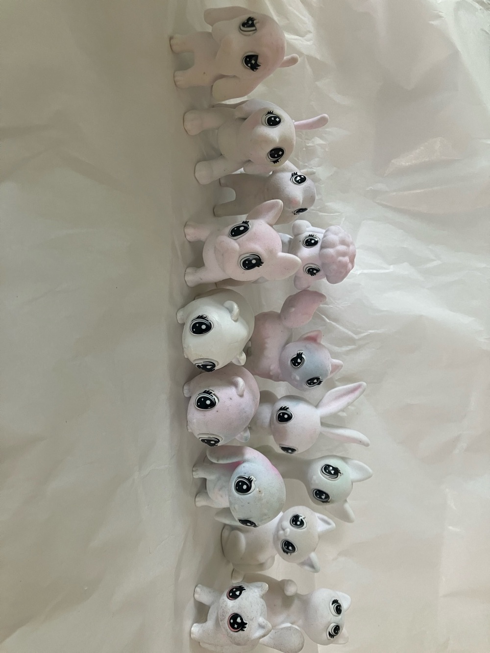 14 x Crayola Pastel White & Pink Assorted Mini Animal Figurines Set
